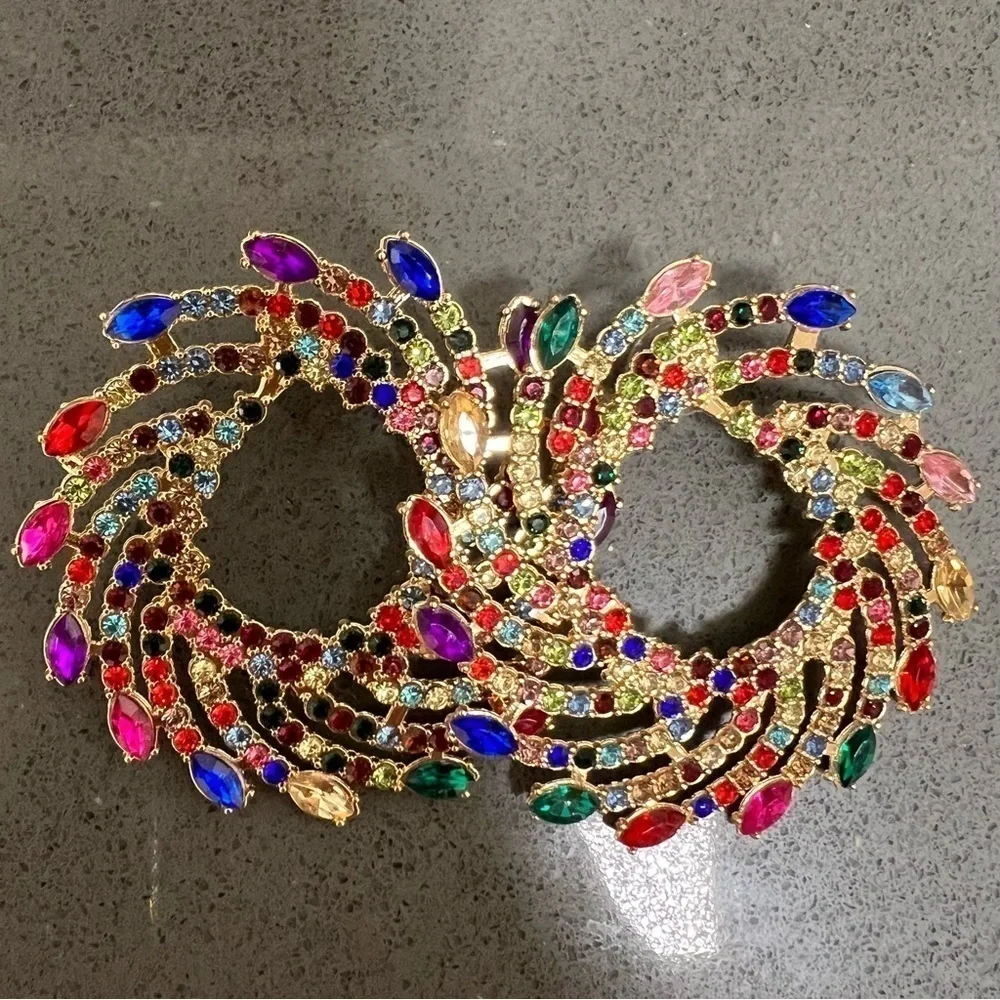 New Starburst Colorful Circular Rhinestone Statement Fashion Jewelry Earrings